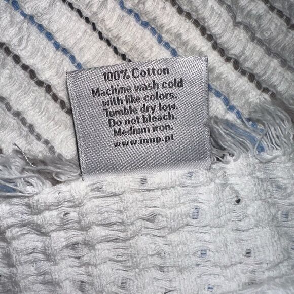 Inup Home Cotton Summer Throw Waffle Weave
White,taupe, black, grey and blue - Picture 4 of 9